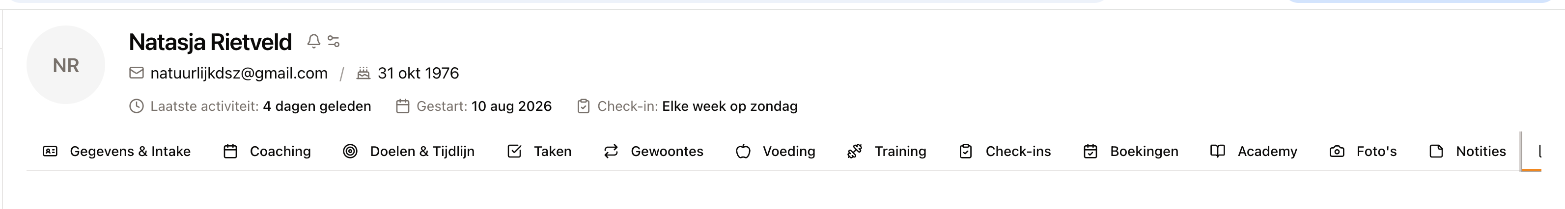 Dagelijkse data in navbar zichtbaar maken.png